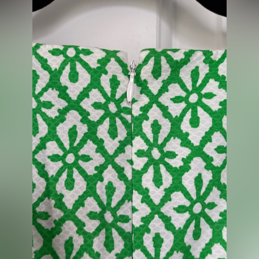 American Living Green & White Geometric Floral Sheath Dress - Size 8 - Picture 16 of 16